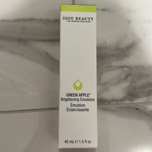 juice beauty green apple brightening emulsion
